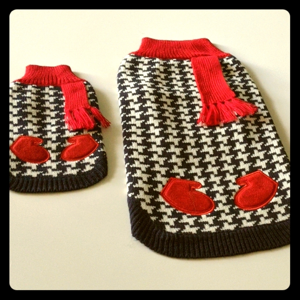 Hip Doggie,  Houndtooth dog sweater